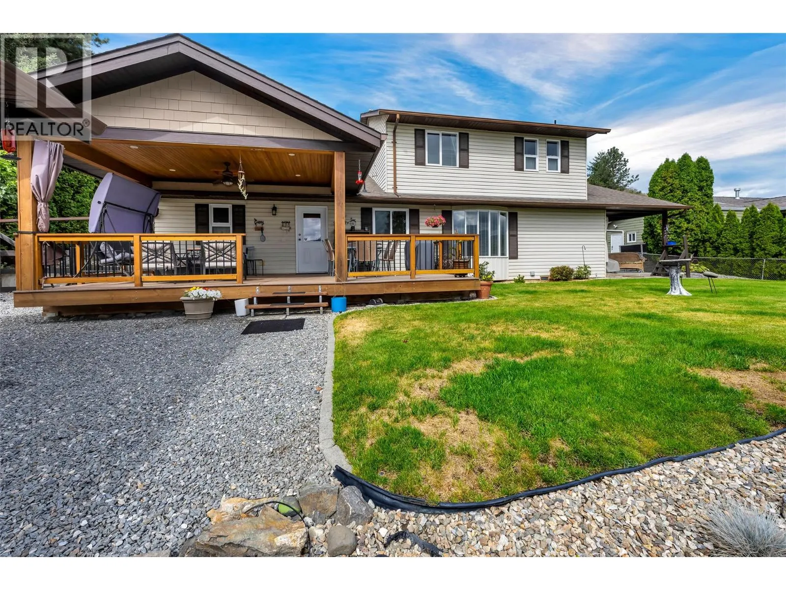 6463 Blue Jay Road