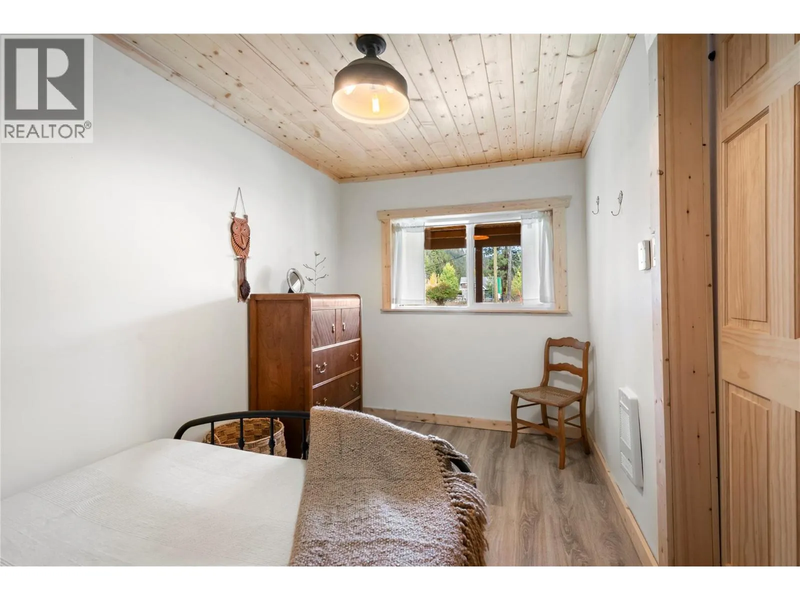 169 6th Street