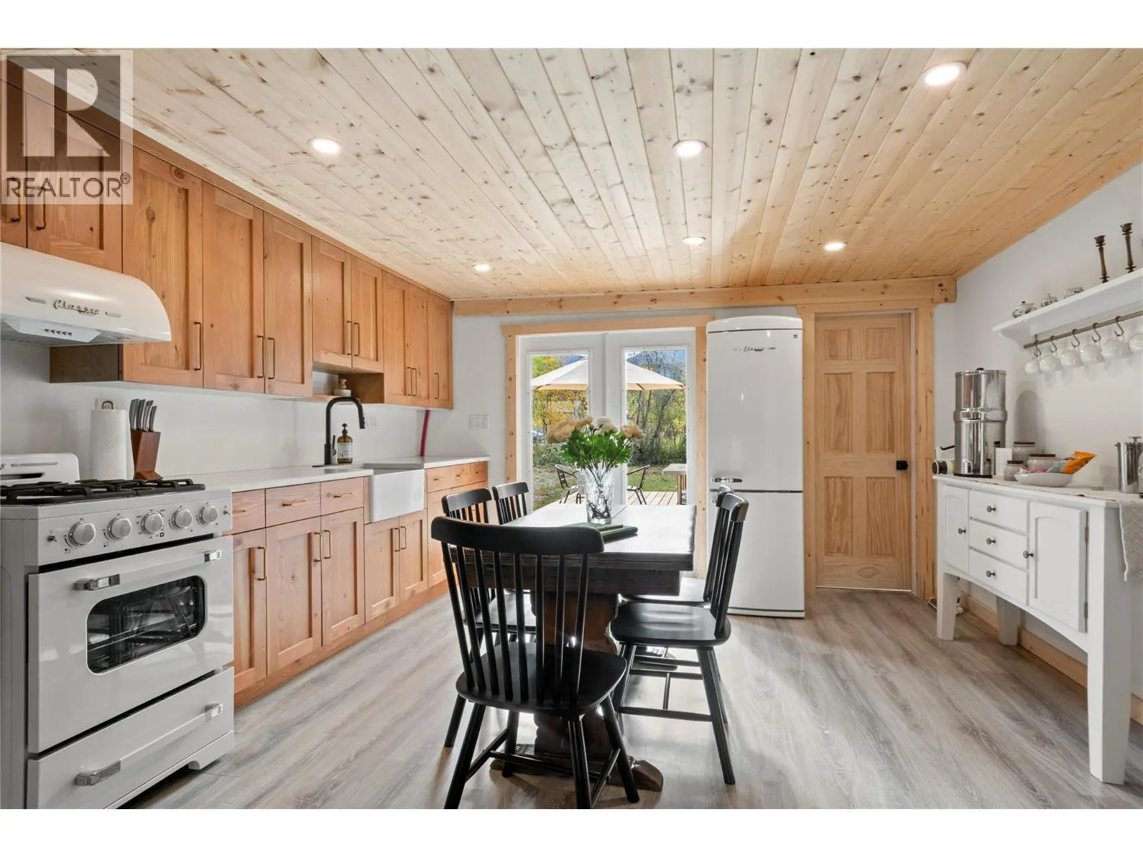 169 6th Street