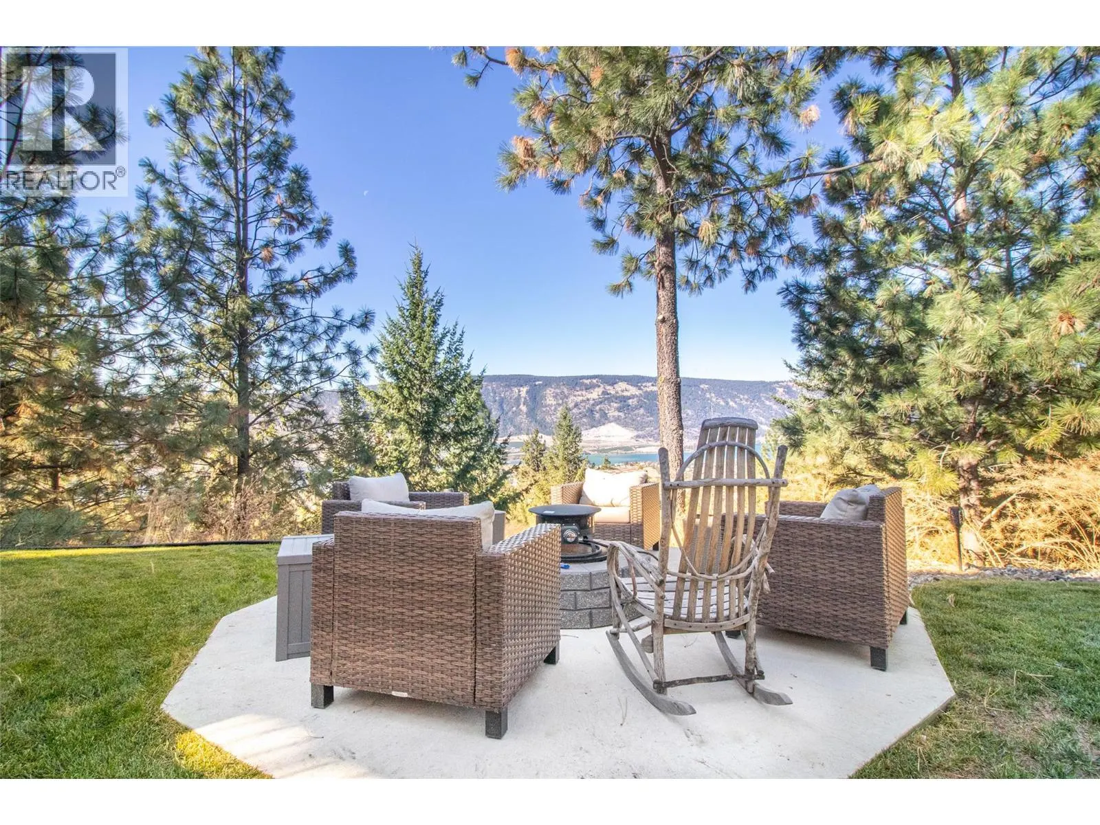5532 Oyama Lake Road