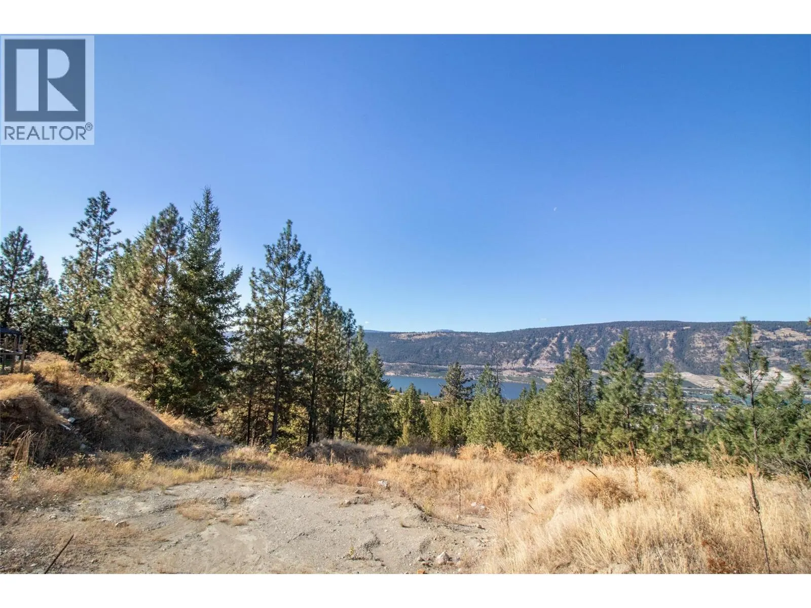 5532 Oyama Lake Road
