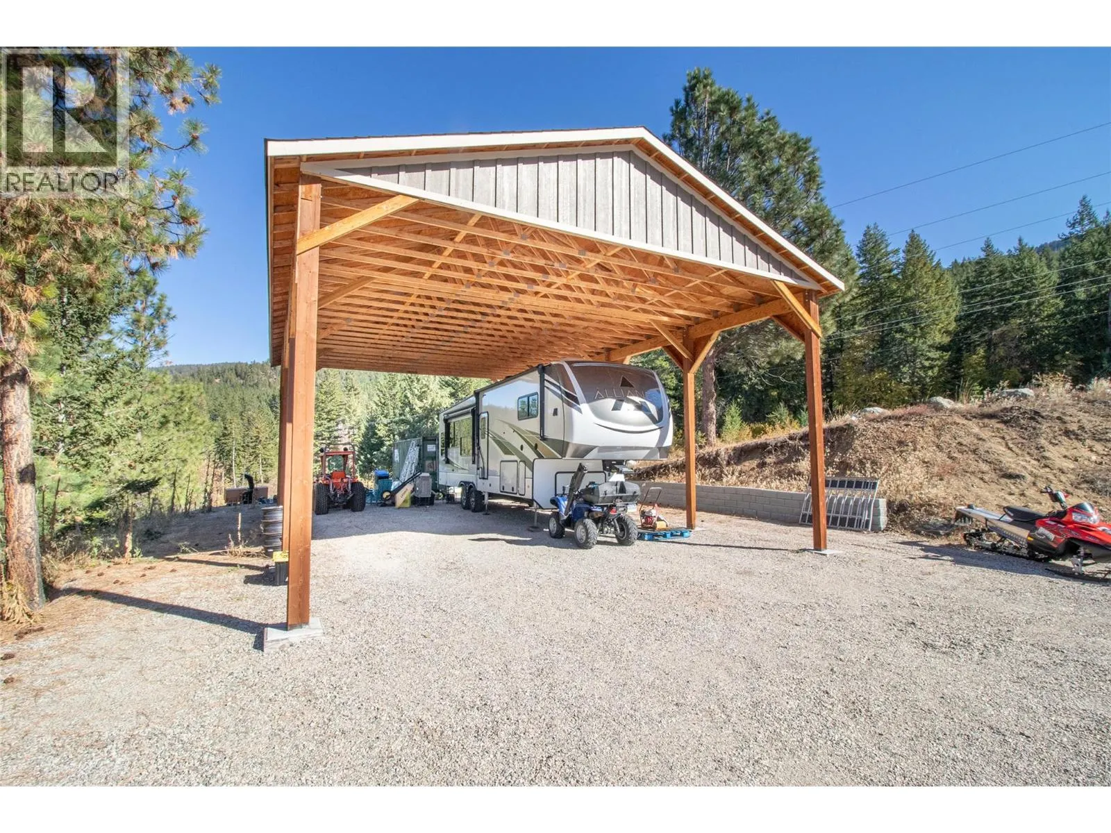 5532 Oyama Lake Road