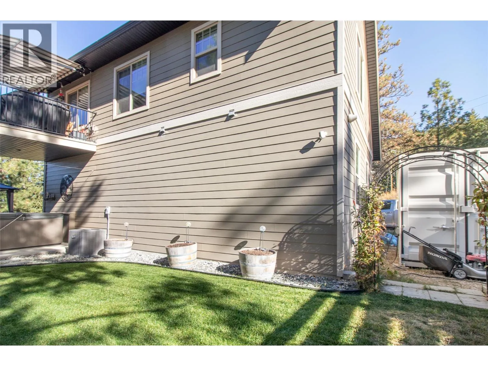 5532 Oyama Lake Road