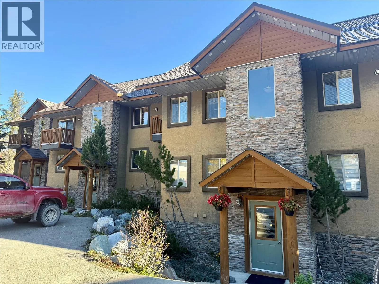 910 Dogwood Drive Unit# 102 Lot# 6