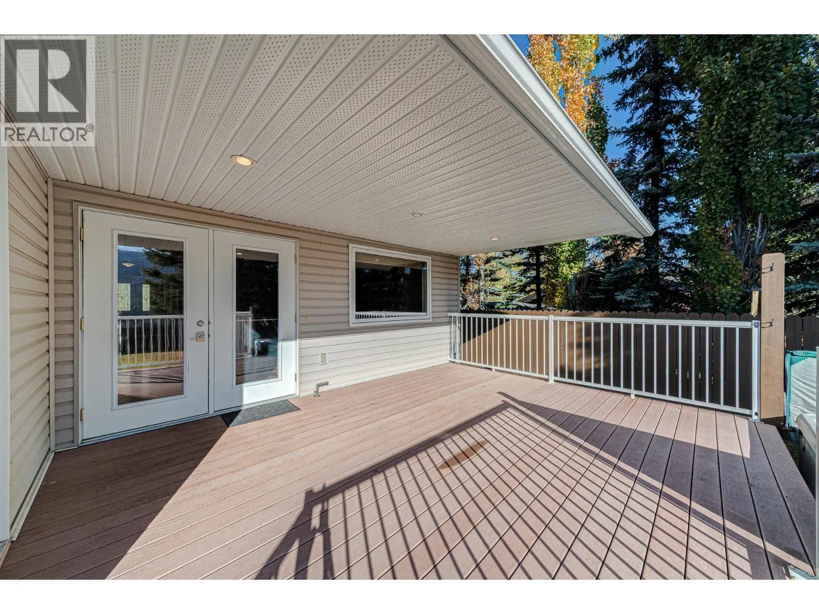 5 CALEDONIA Place