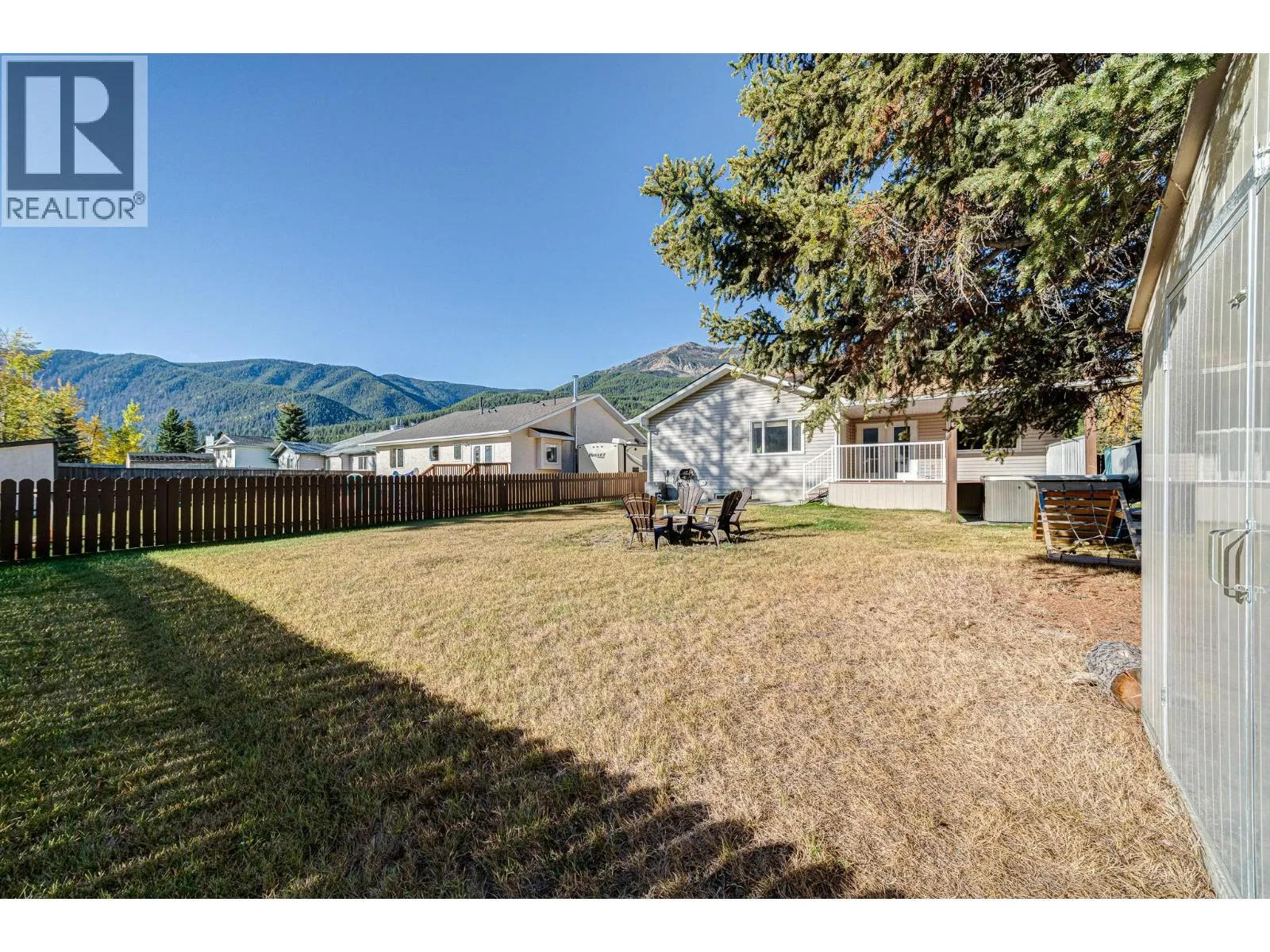 5 CALEDONIA Place