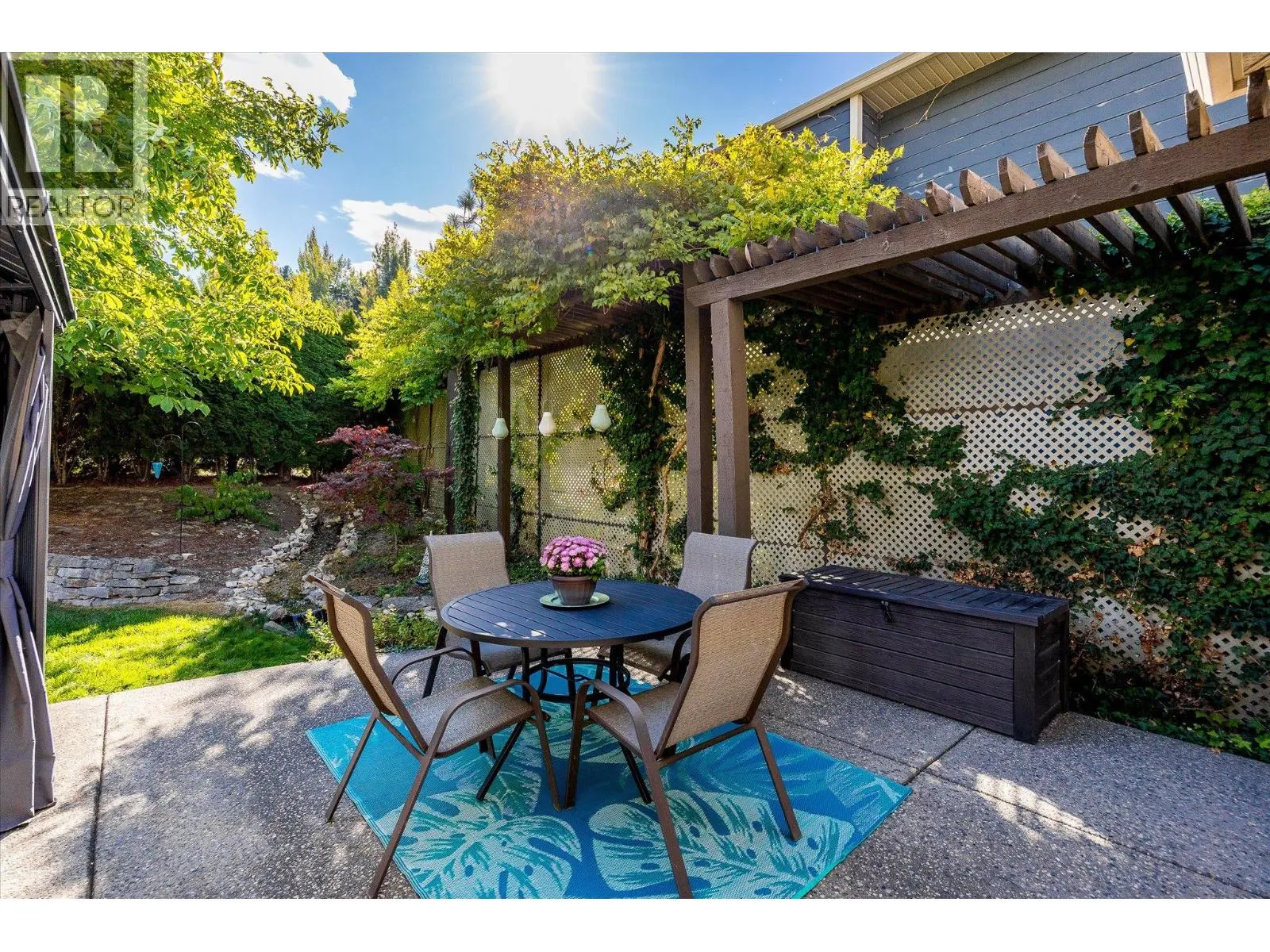 607 Quarry Avenue
