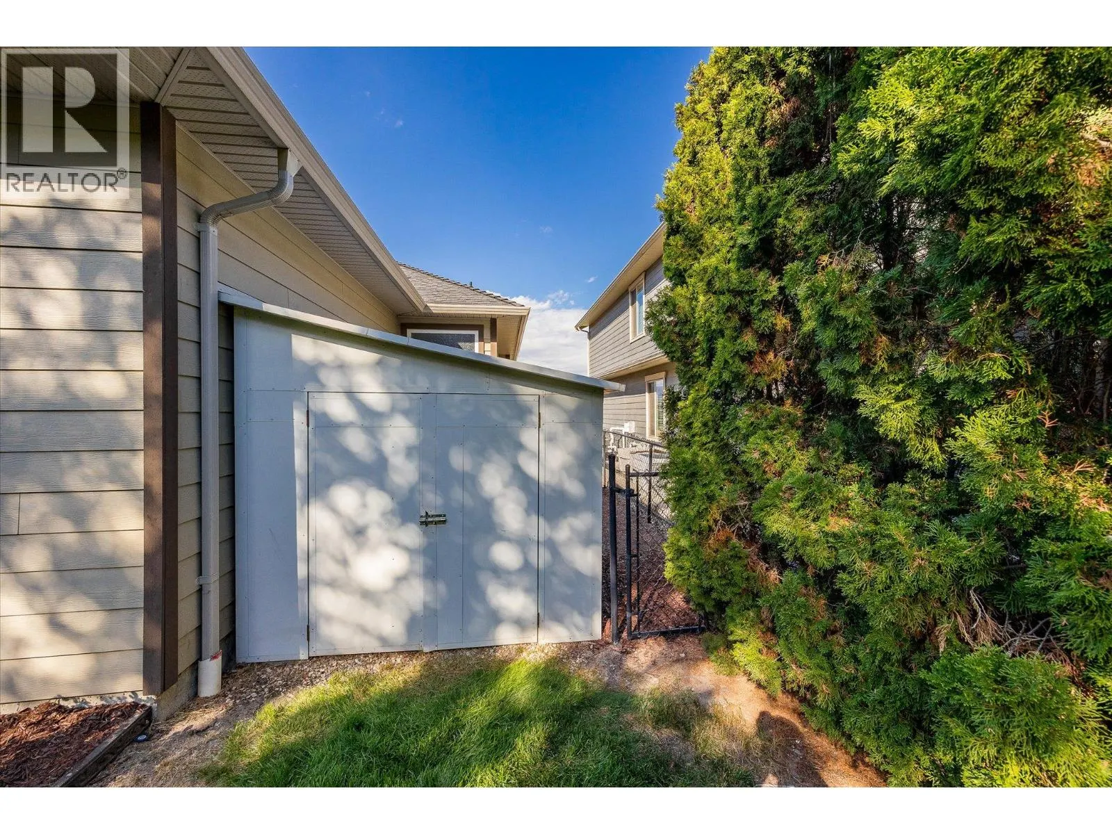 607 Quarry Avenue