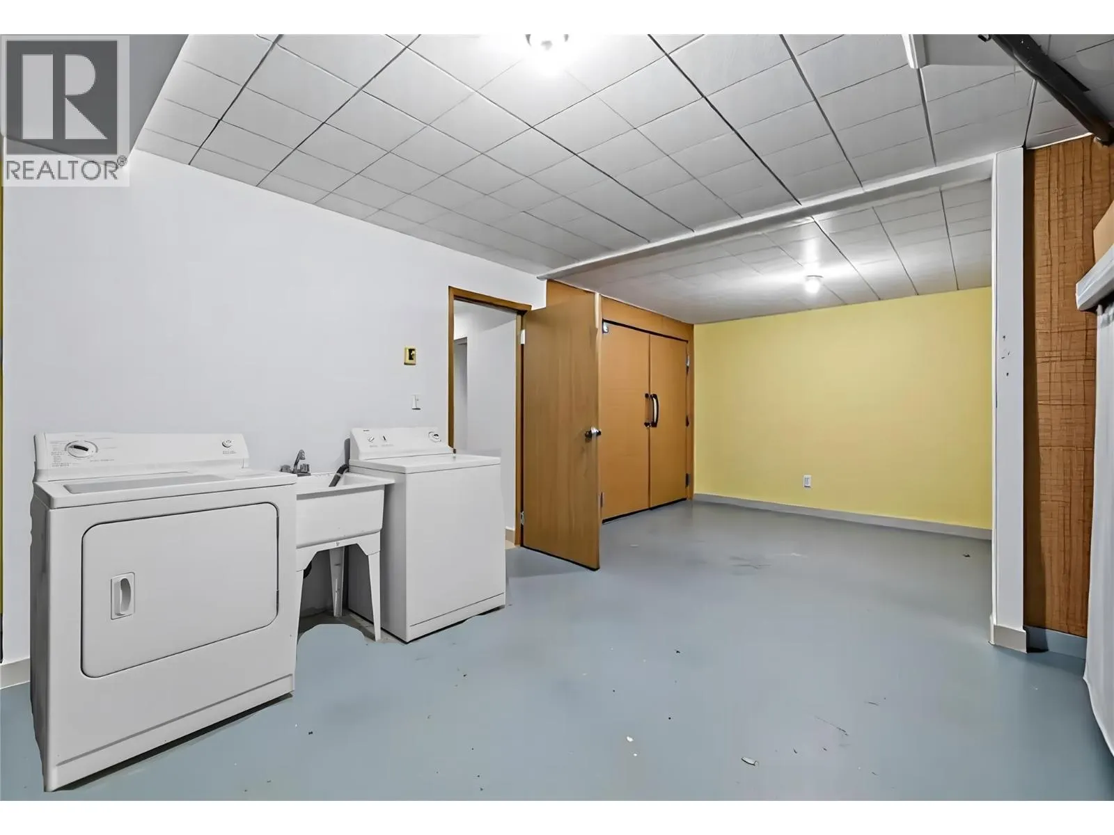 1765 Leckie Road Unit# 213