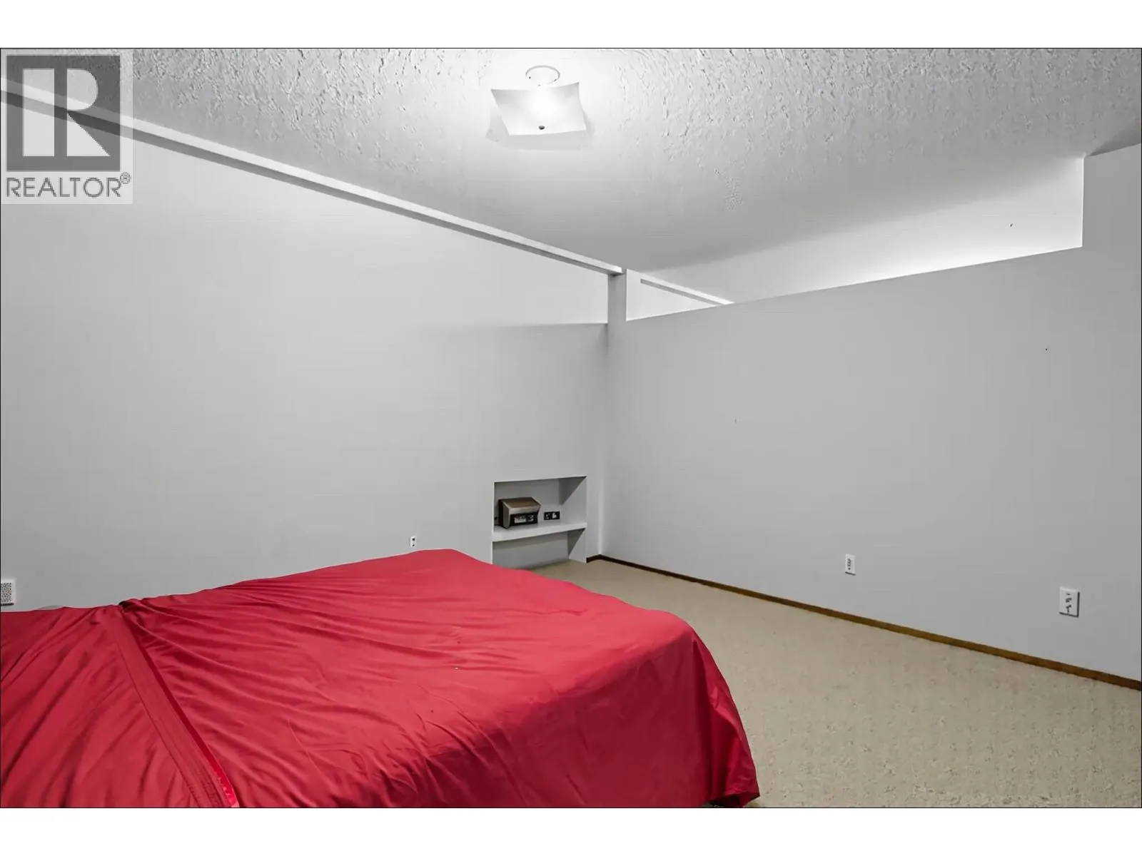 1765 Leckie Road Unit# 213