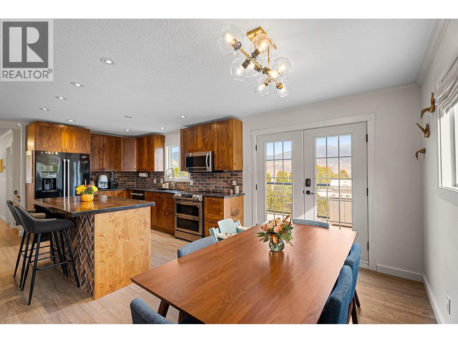 1214 BELAIR Drive