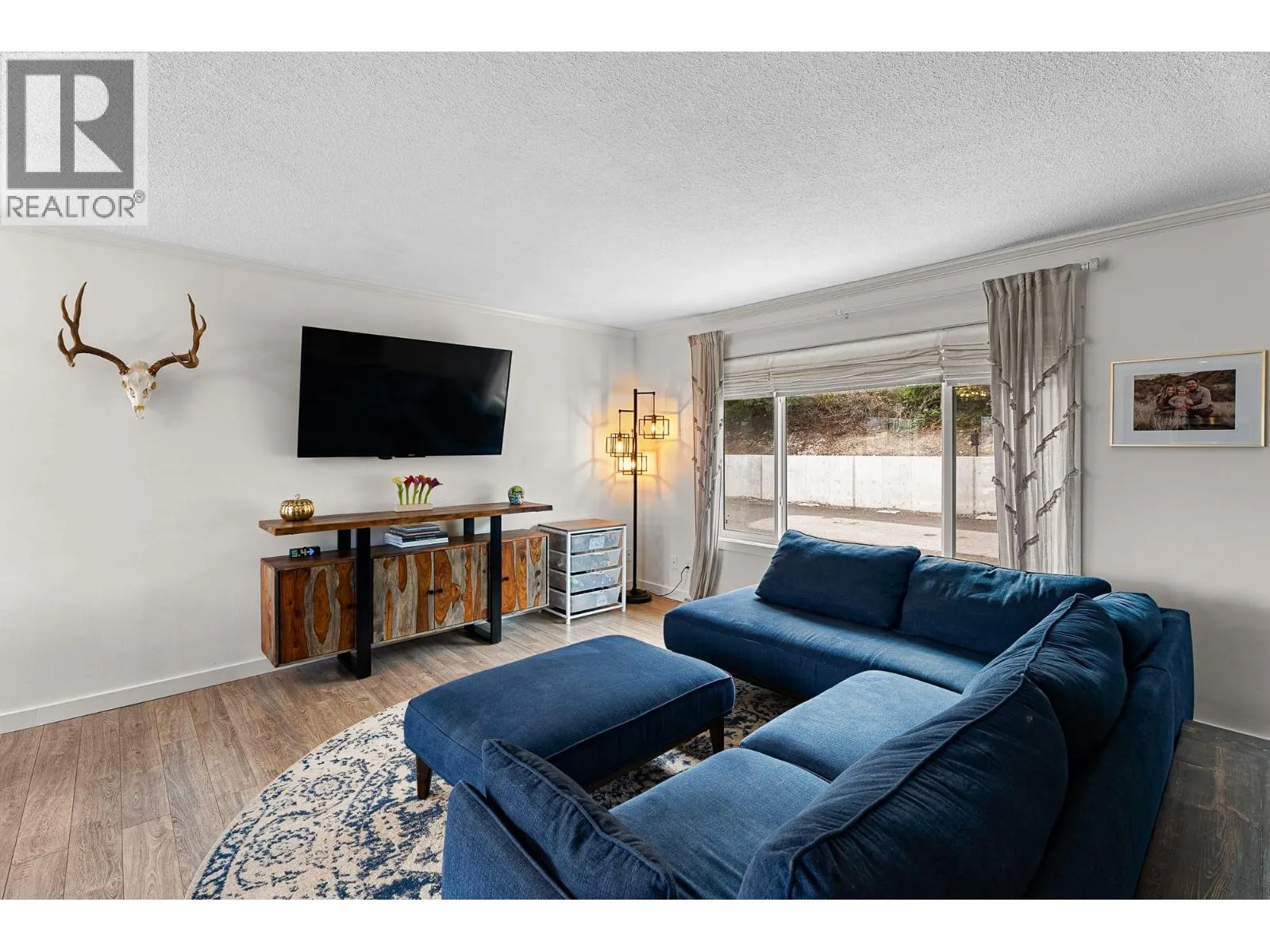 1214 BELAIR Drive