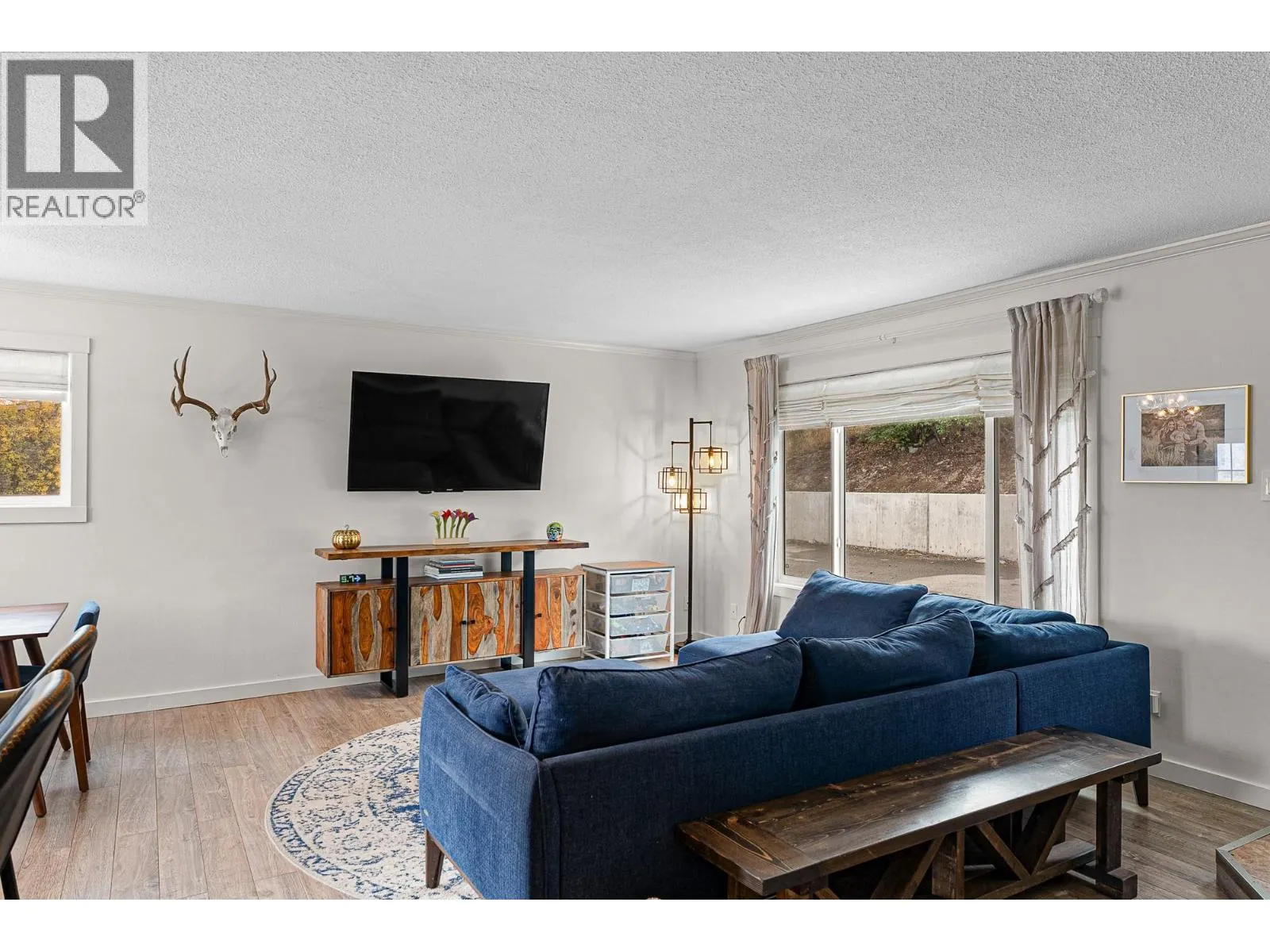 1214 BELAIR Drive