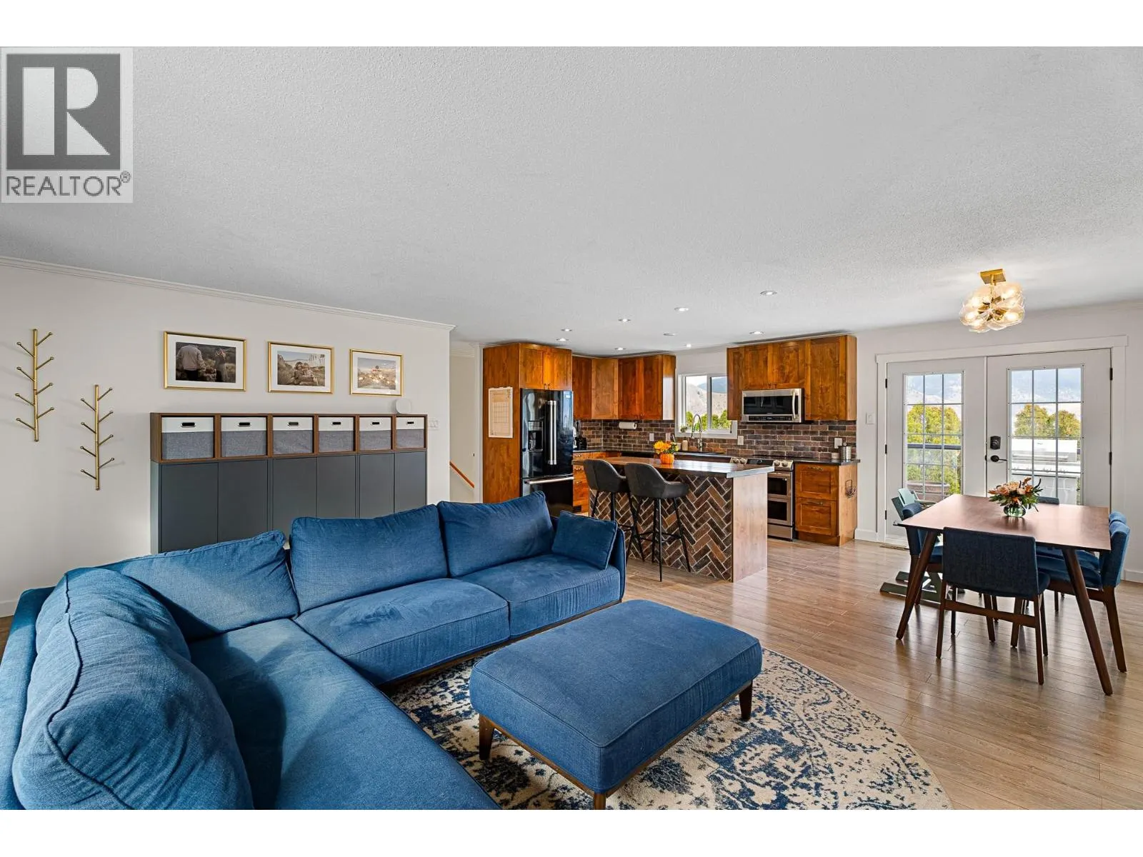 1214 BELAIR Drive