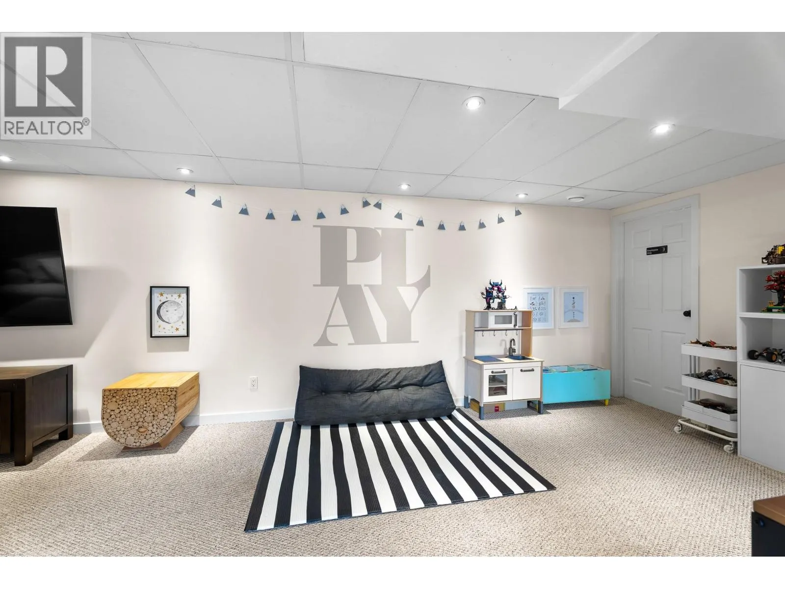 1214 BELAIR Drive