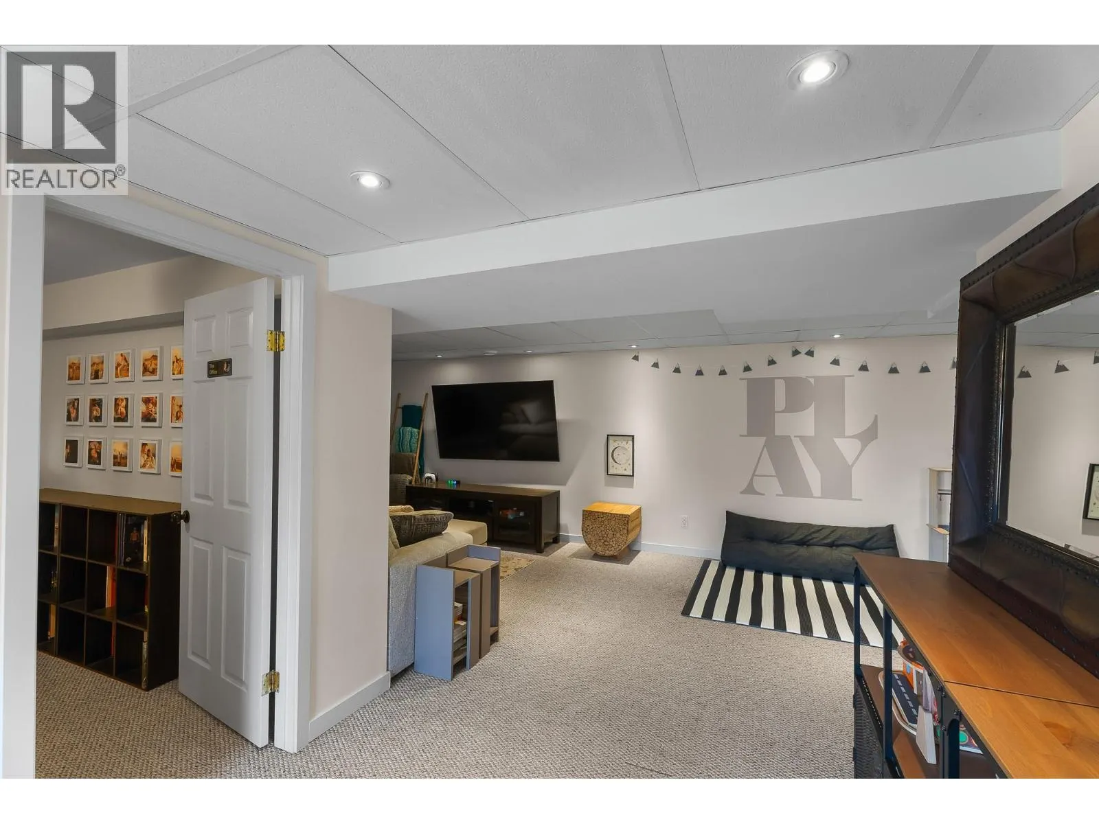 1214 BELAIR Drive