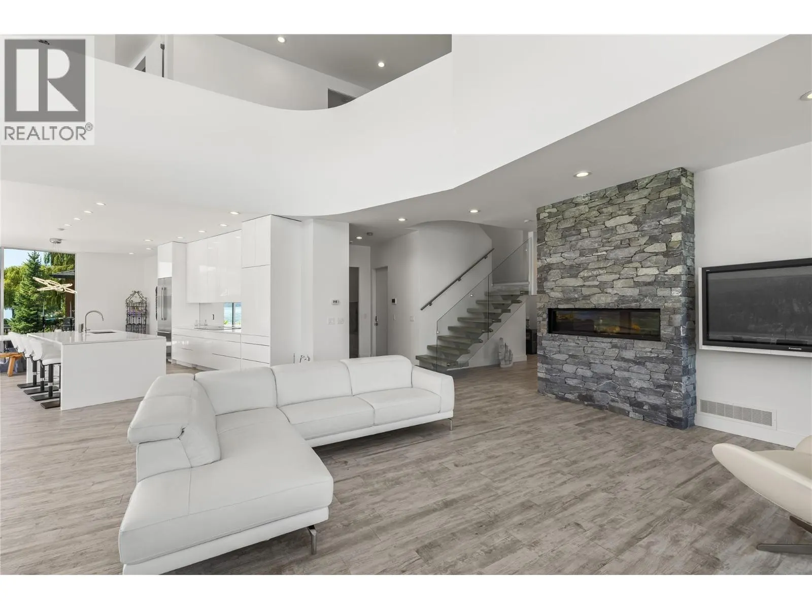 18451 Crystal Waters Road Unit# 8