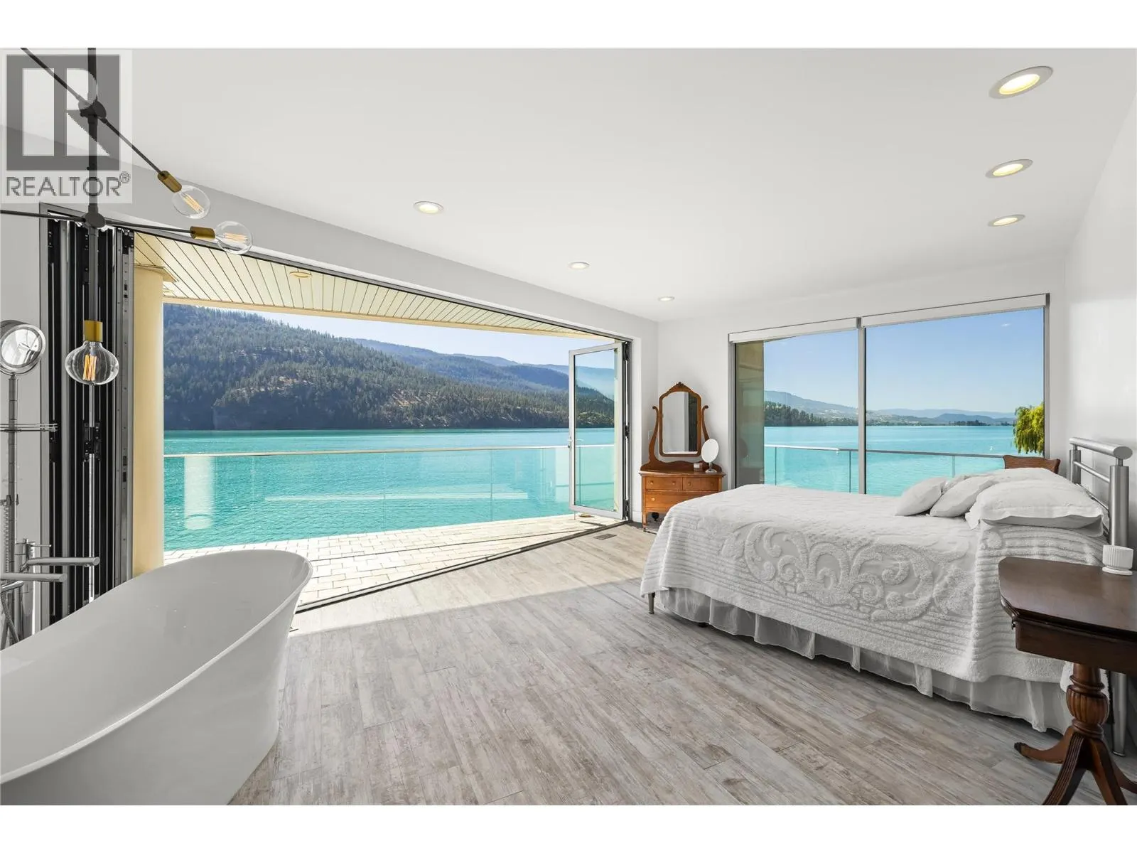 18451 Crystal Waters Road Unit# 8