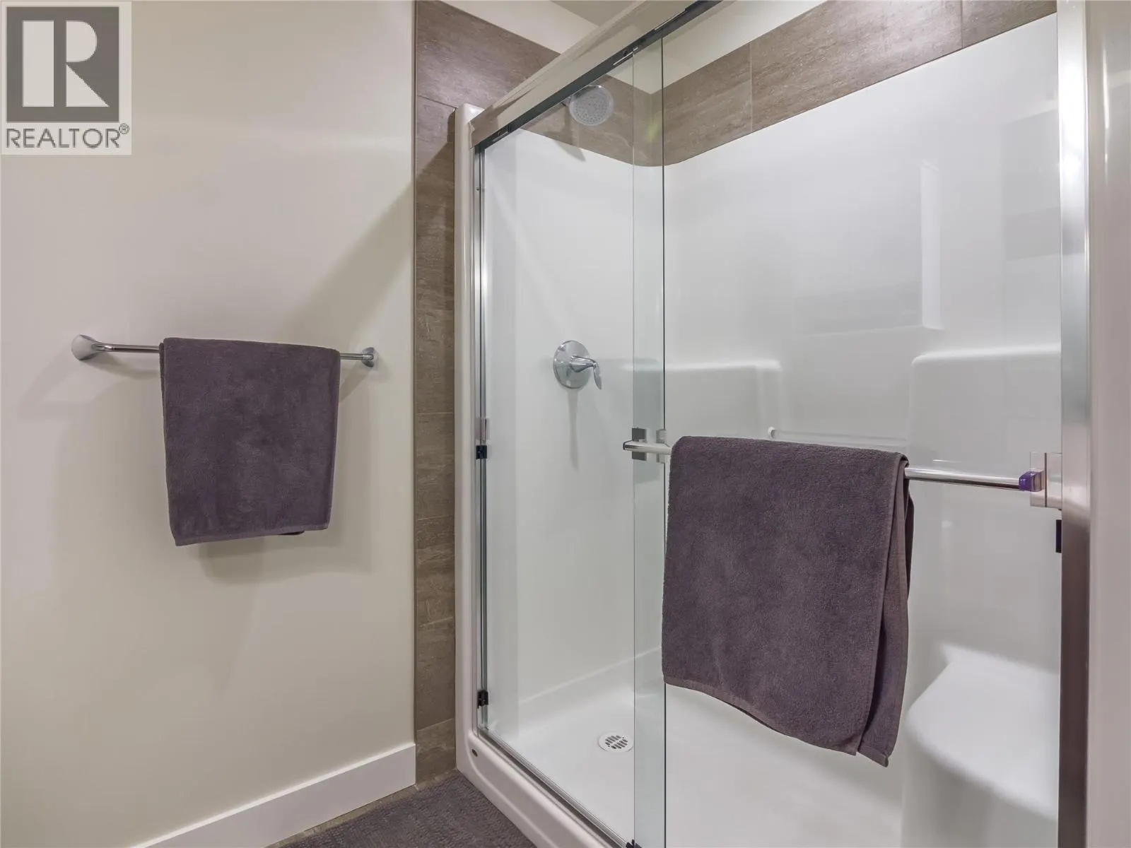 1115 Holden Road Unit# 128