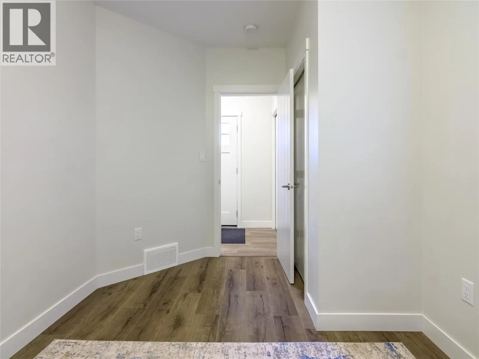 1115 Holden Road Unit# 128