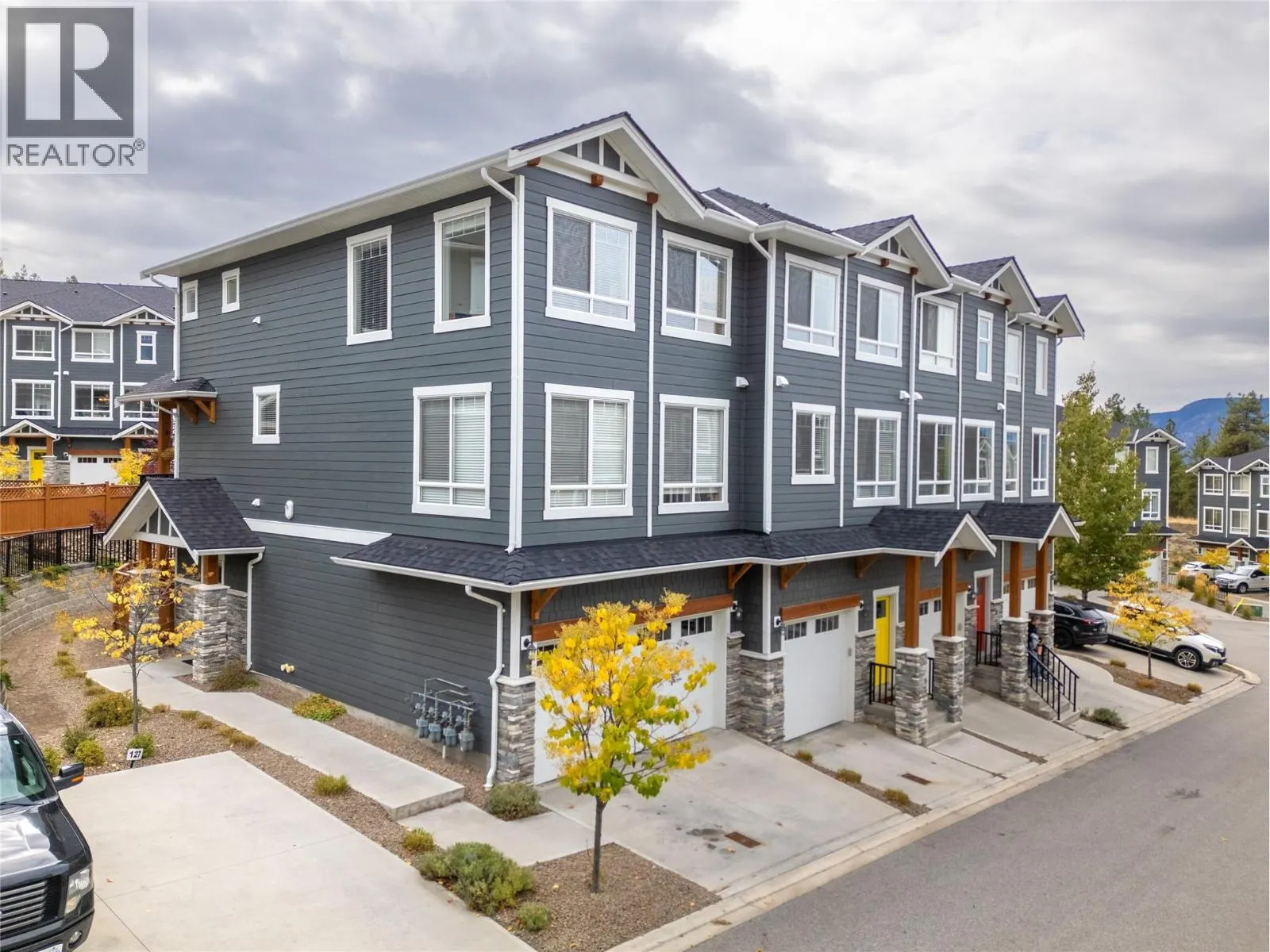 1115 Holden Road Unit# 128