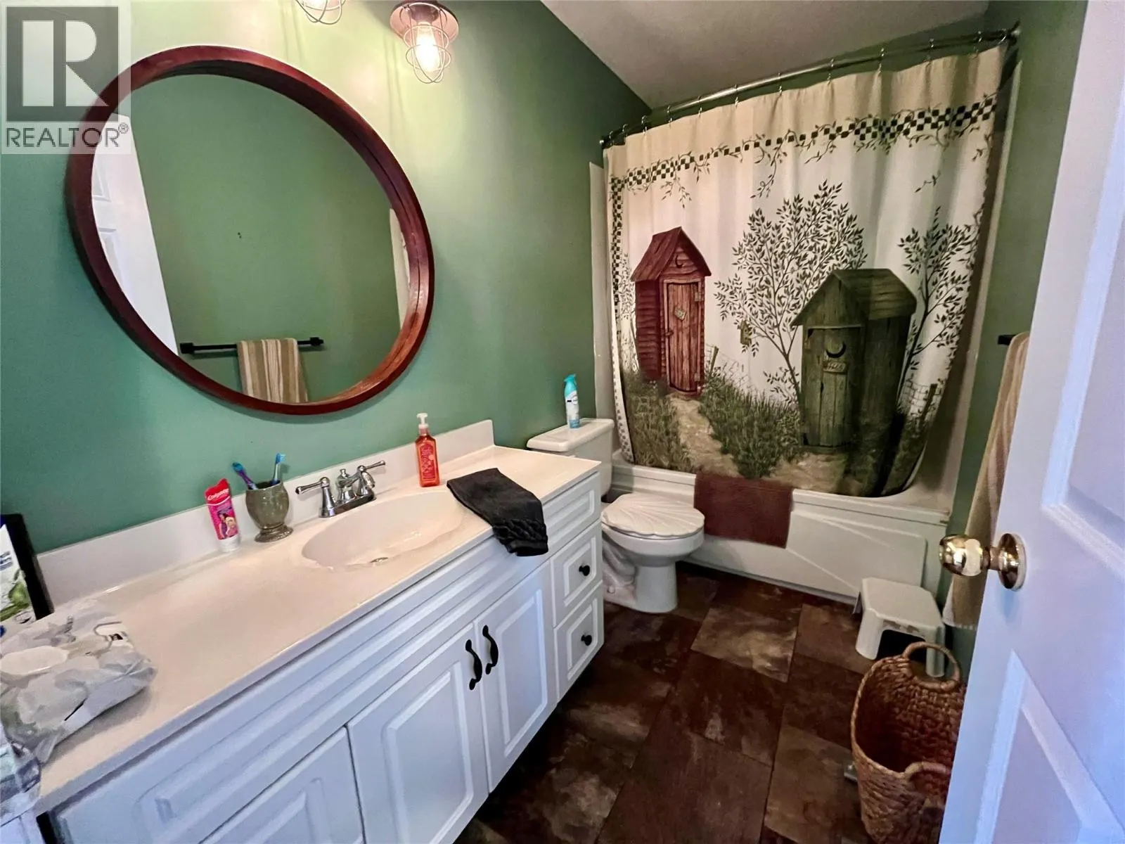 10710 Cottonwood Crescent