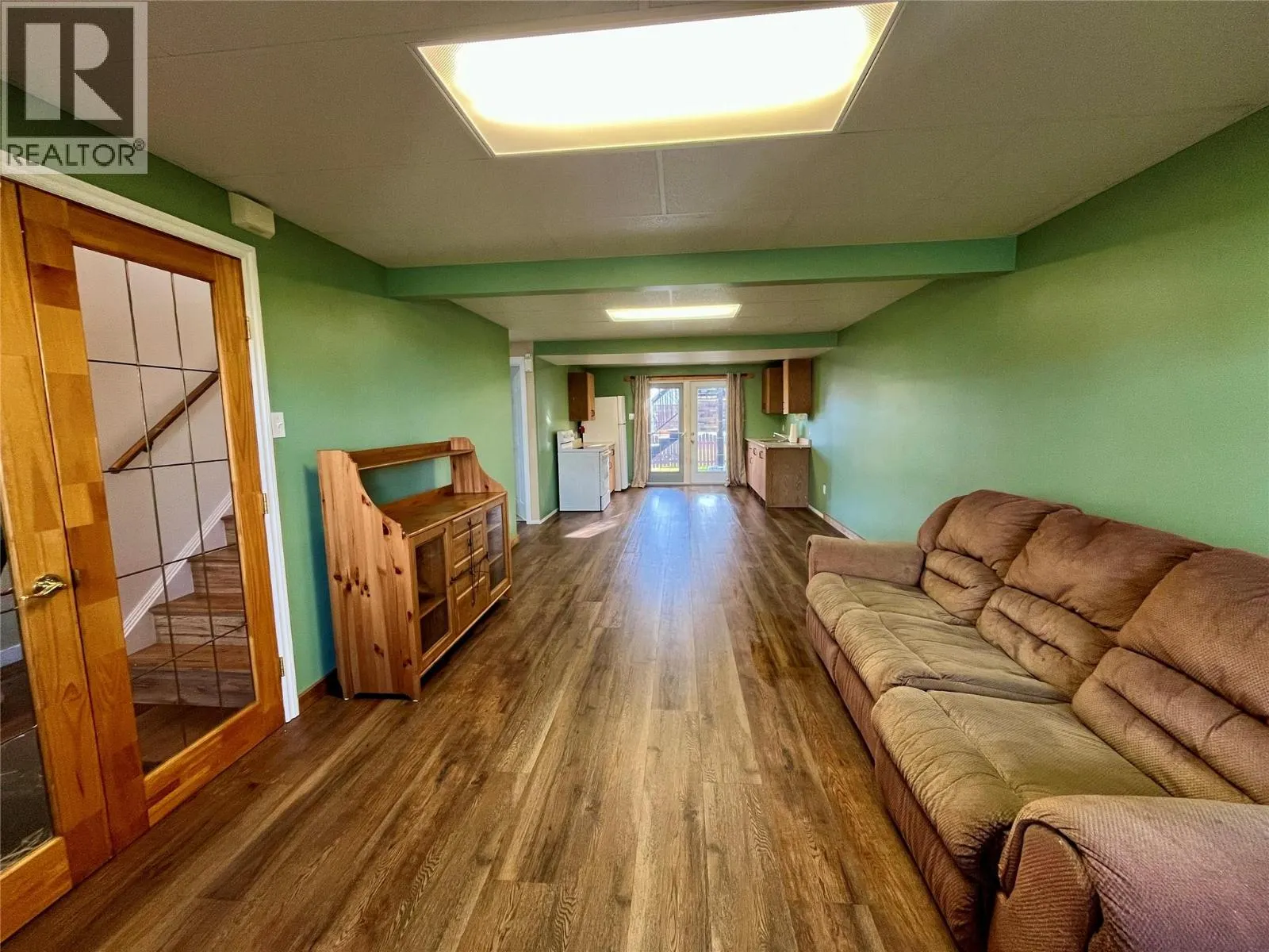 10710 Cottonwood Crescent