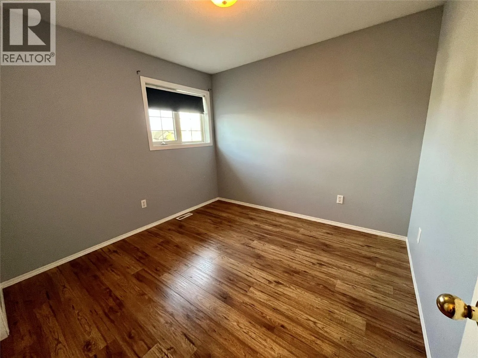10710 Cottonwood Crescent