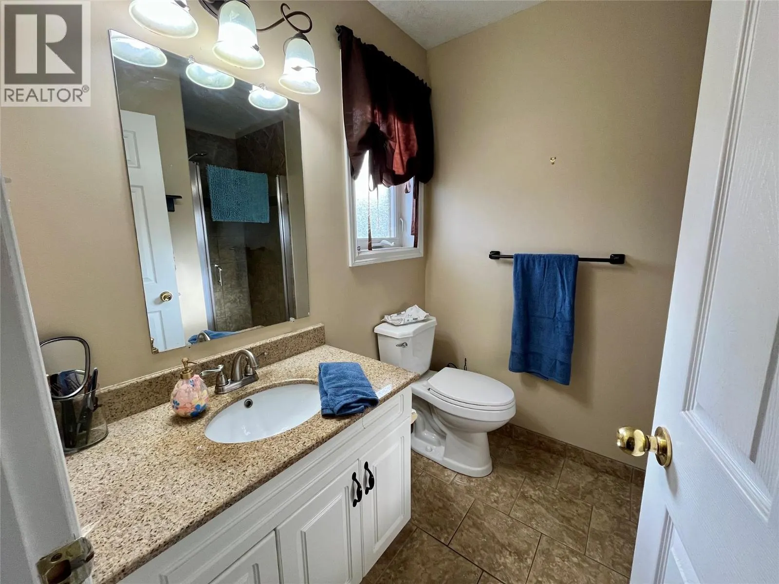 10710 Cottonwood Crescent