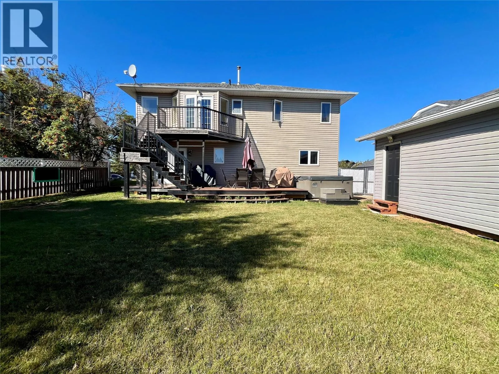 10710 Cottonwood Crescent