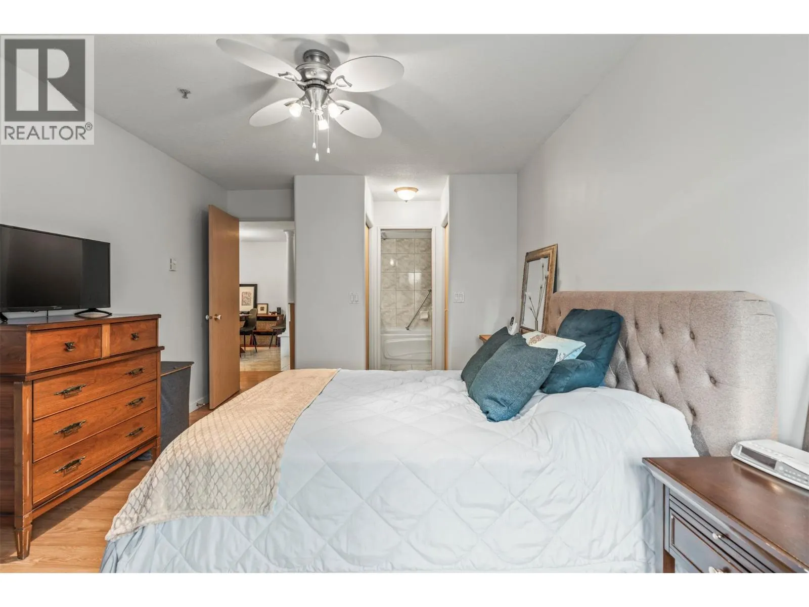 3221 Centennial Drive Unit# 303