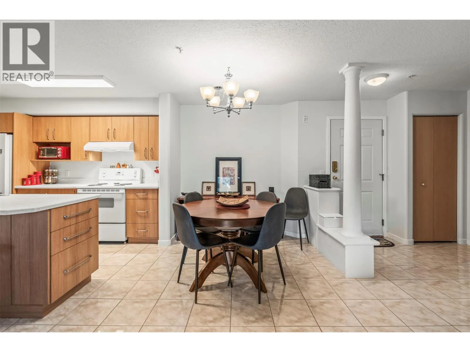 3221 Centennial Drive Unit# 303
