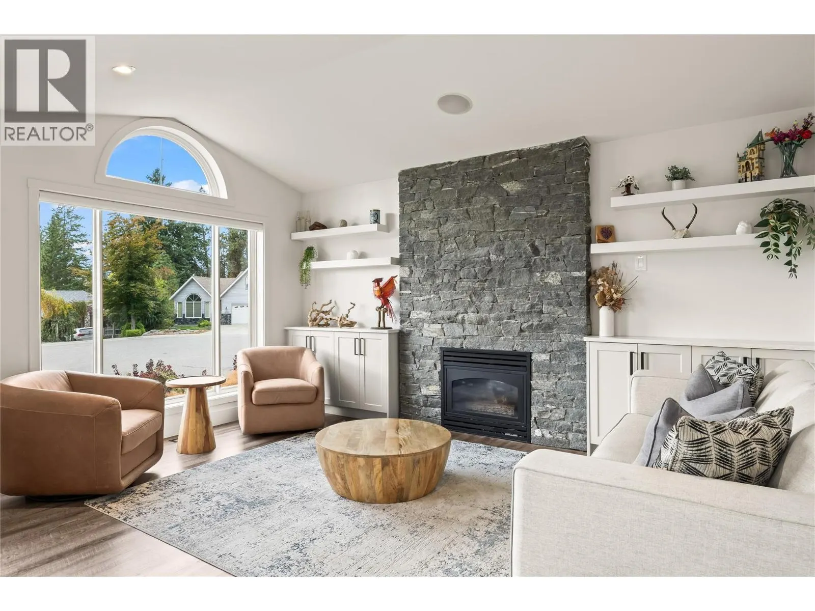2336 Shannon Woods Drive