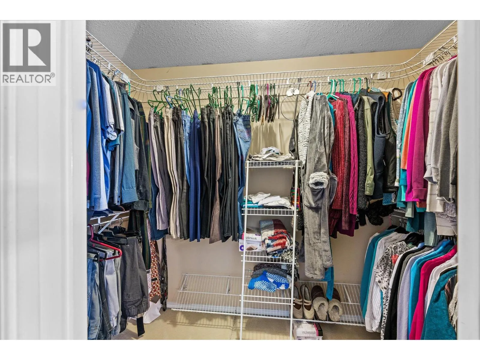 2166 Kaslo Court