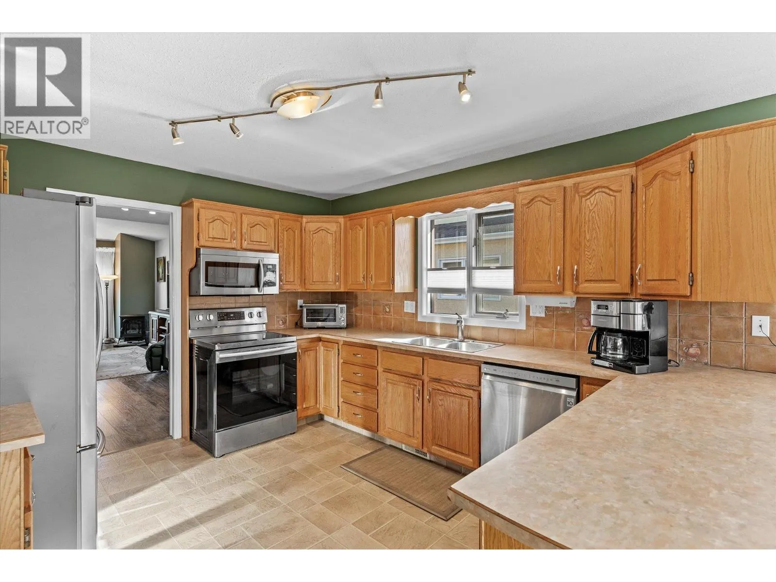 2166 Kaslo Court