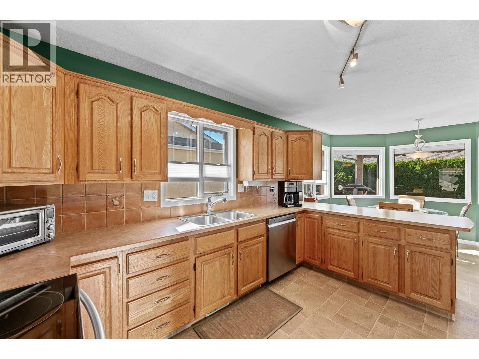 2166 Kaslo Court
