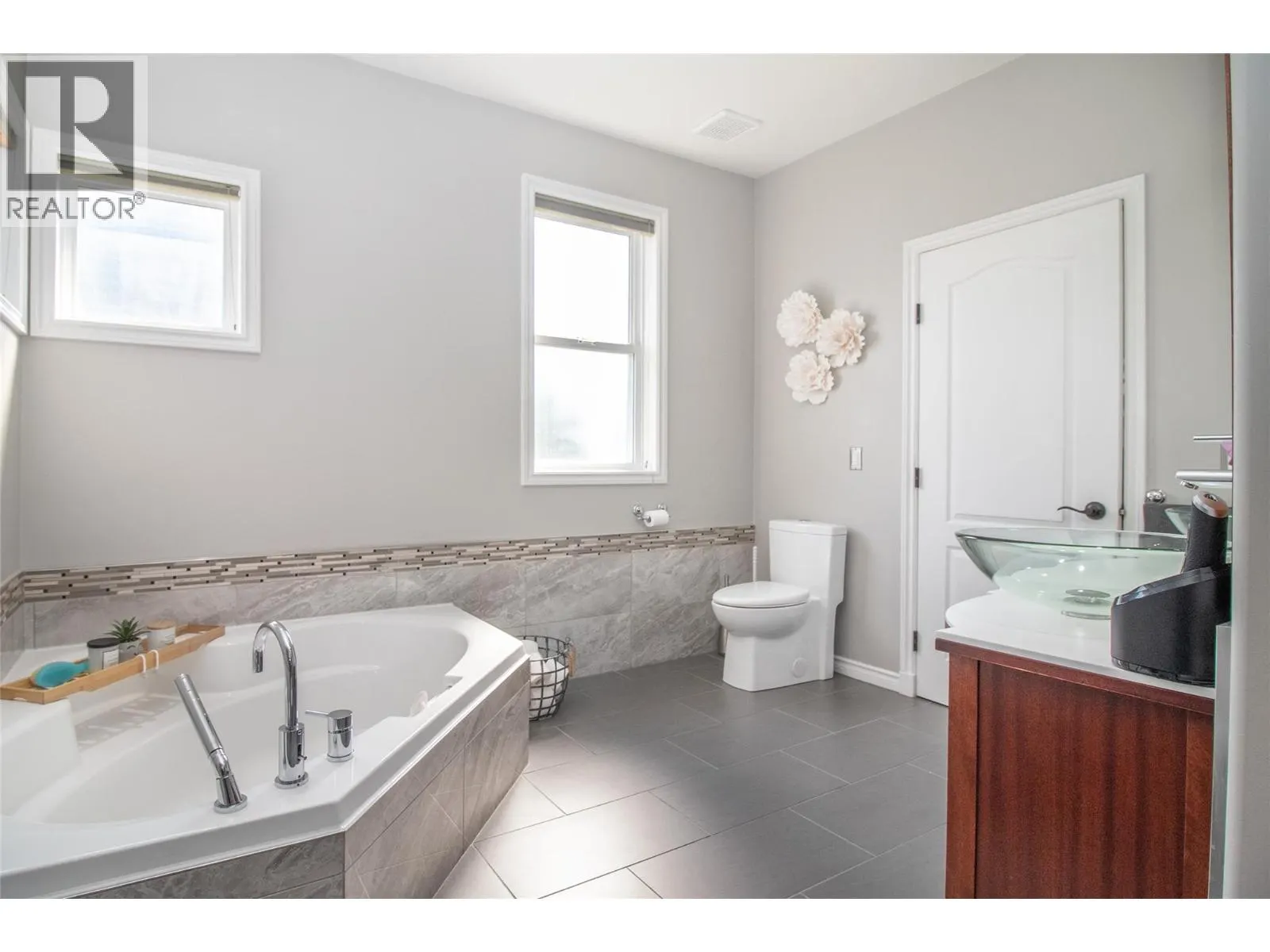 3349 Larkspur Court