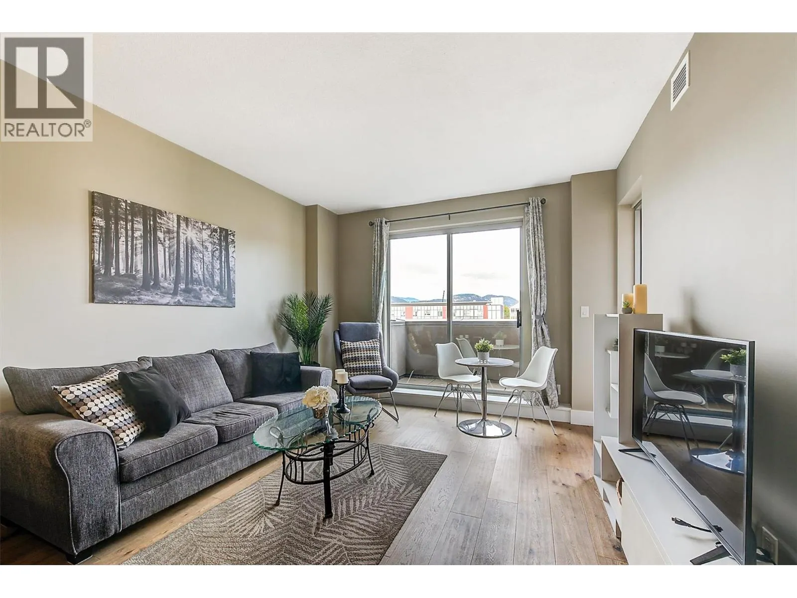 2040 Springfield Road Unit# 307
