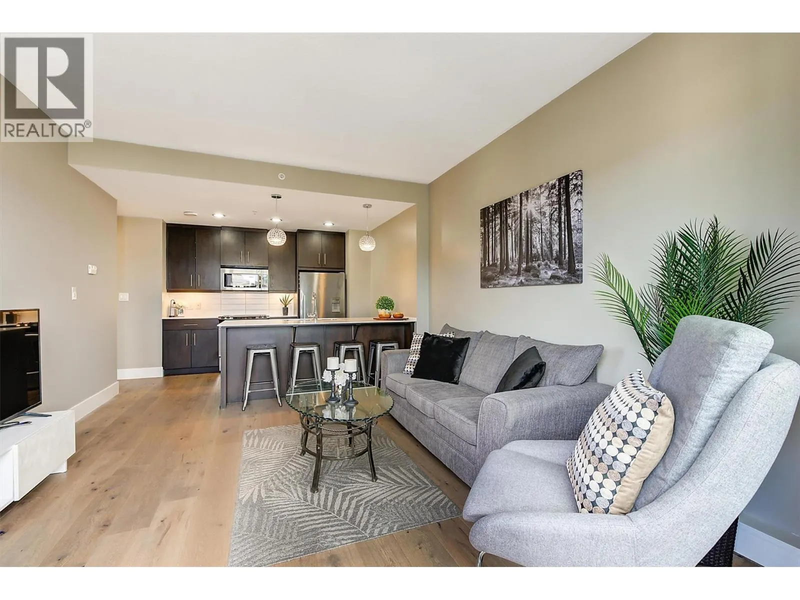 2040 Springfield Road Unit# 307