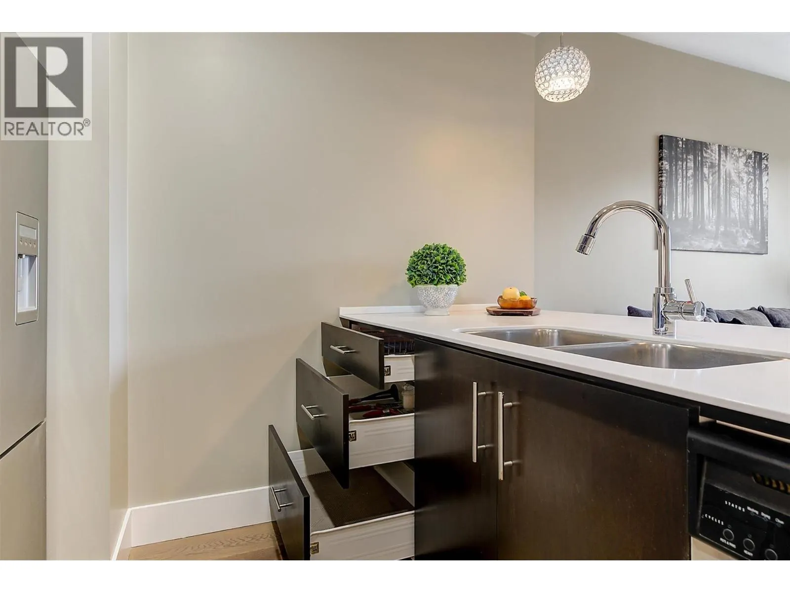 2040 Springfield Road Unit# 307