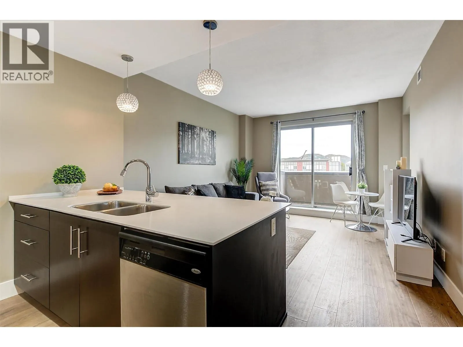 2040 Springfield Road Unit# 307