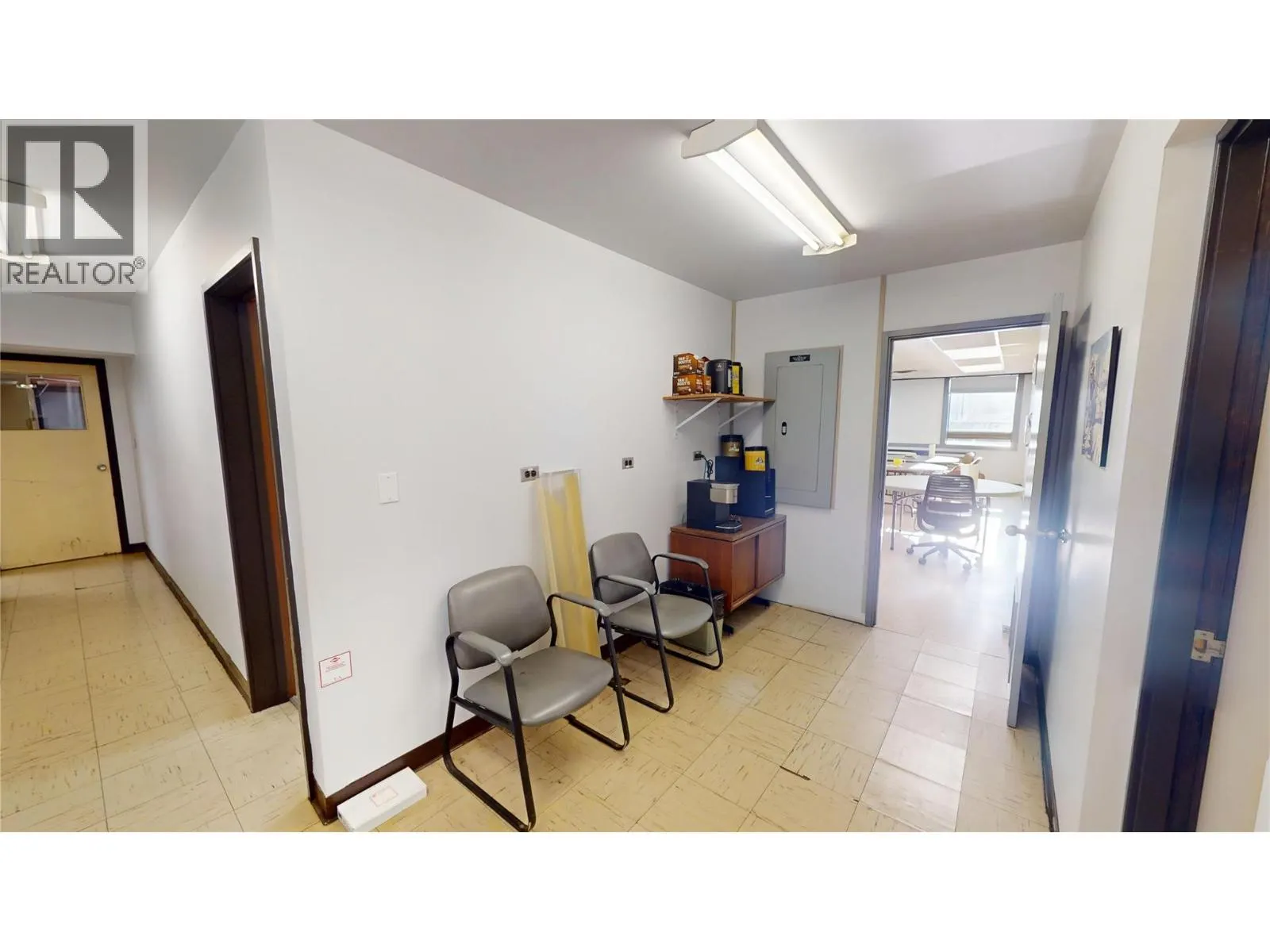 815 Cranbrook Street N