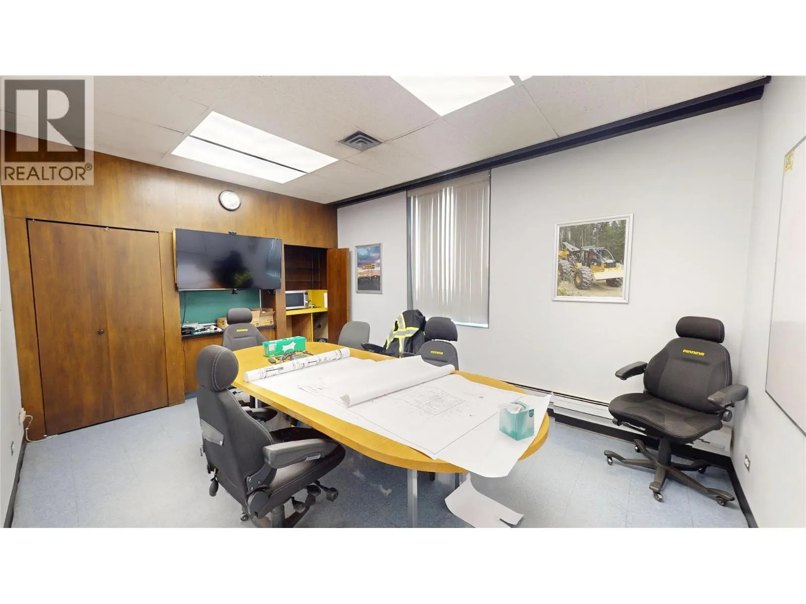 815 Cranbrook Street N