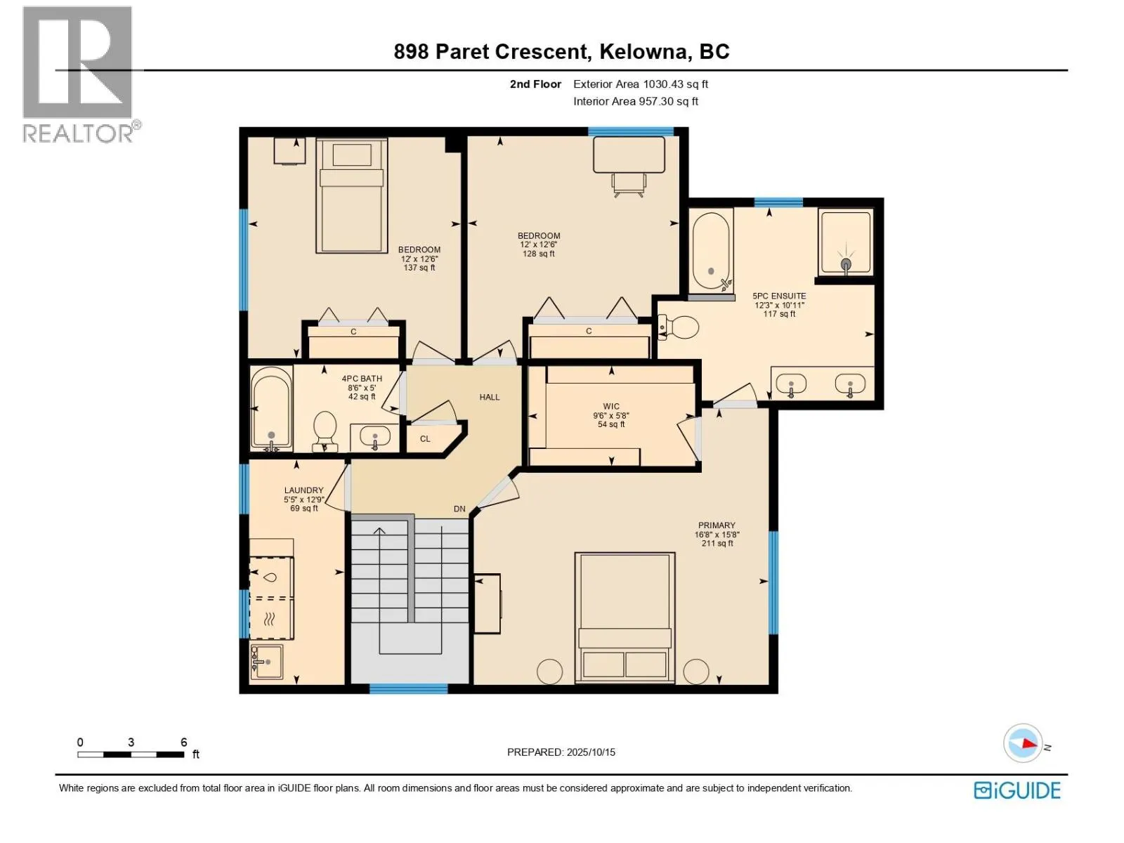 898 Paret Crescent