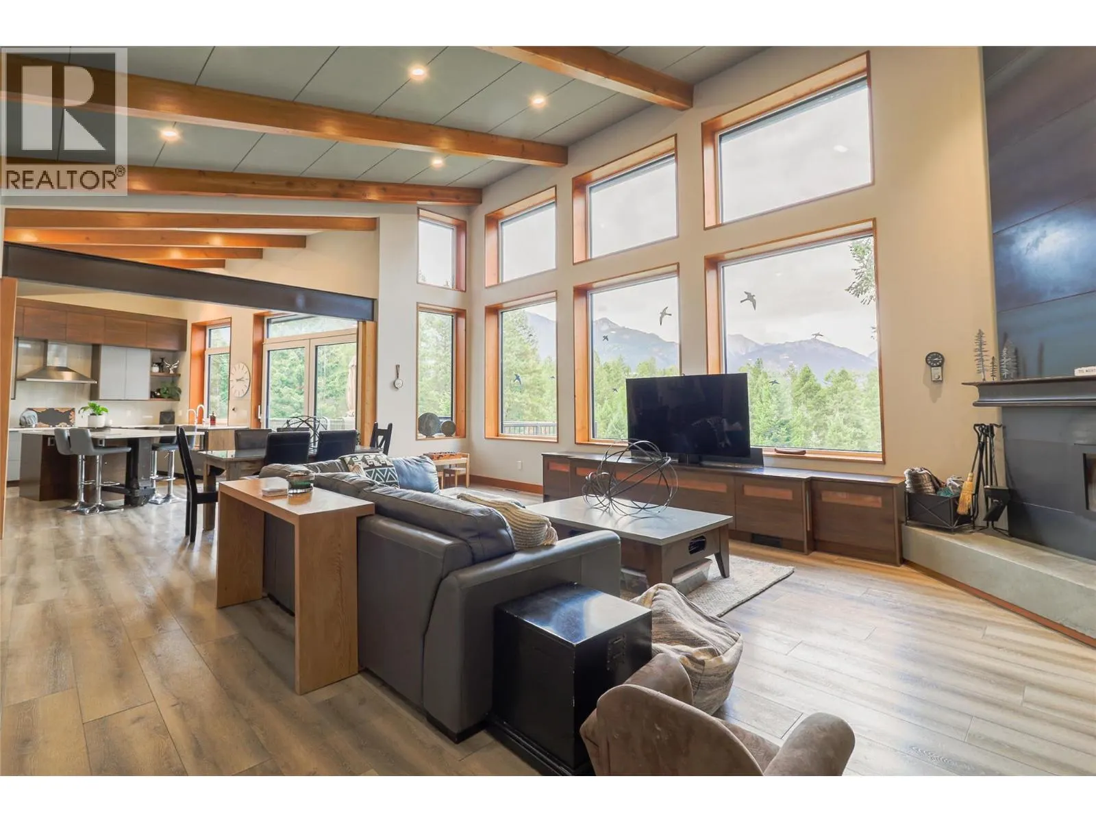 2160 KOOTENAY 3 Road