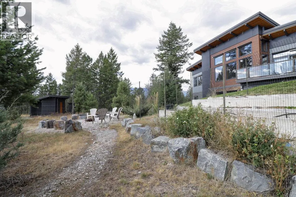 2160 KOOTENAY 3 Road