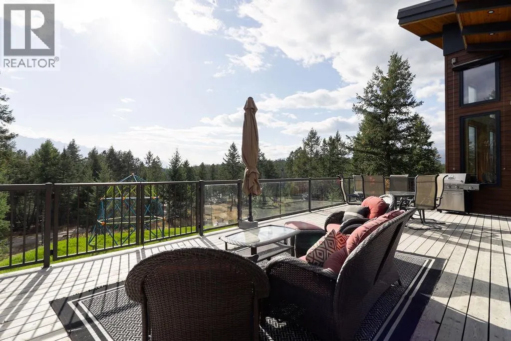 2160 KOOTENAY 3 Road