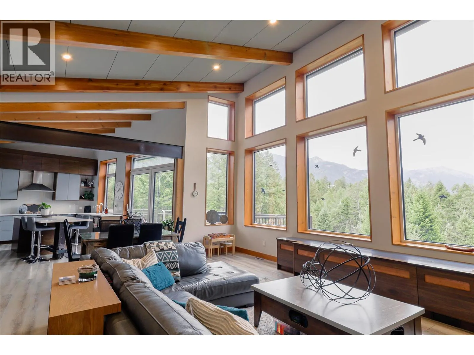 2160 KOOTENAY 3 Road