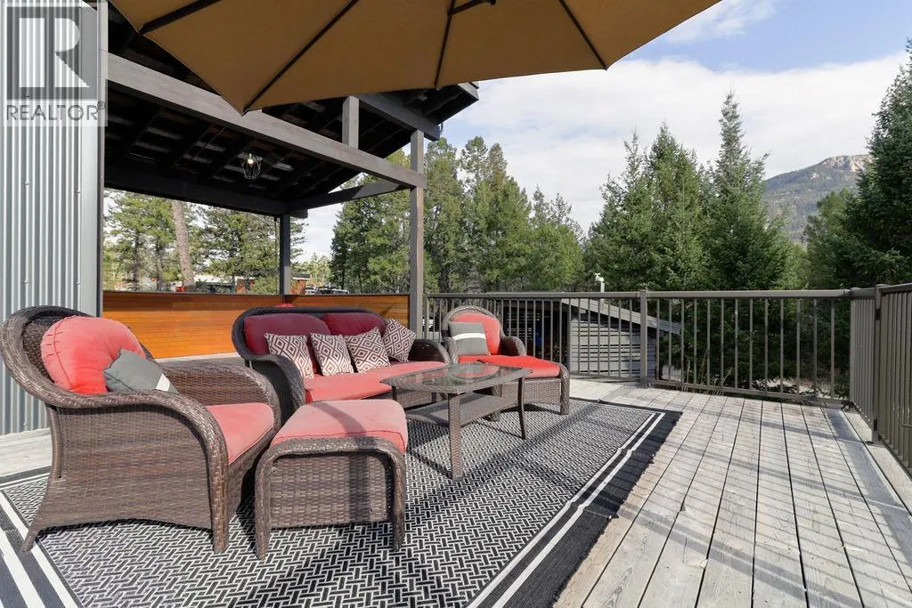 2160 KOOTENAY 3 Road