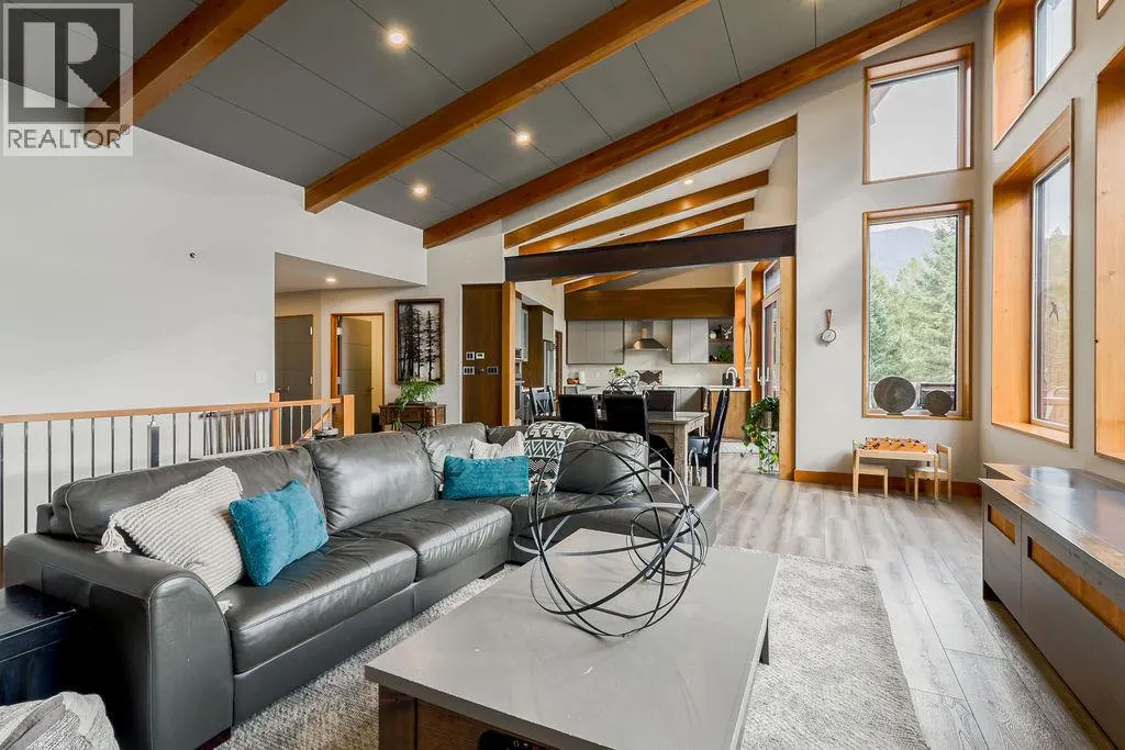 2160 KOOTENAY 3 Road